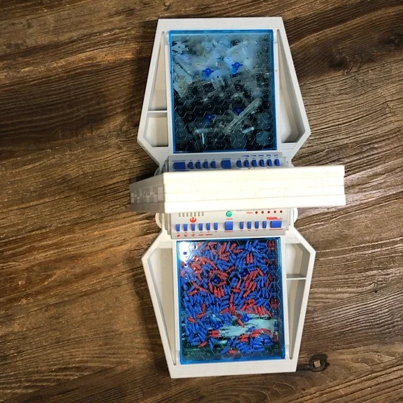 Vintage Star Wars 1997 Electronic Galactic Battle Game